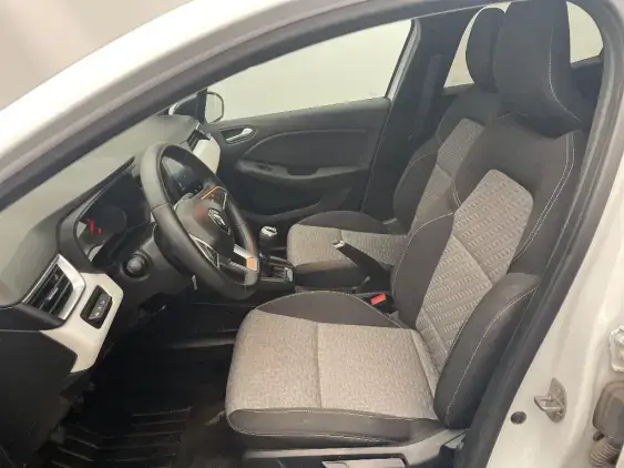 RENAULT CLIO V - voiture d'occasion - Photo 18