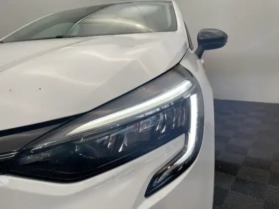 RENAULT CLIO V - voiture d'occasion - Photo 22