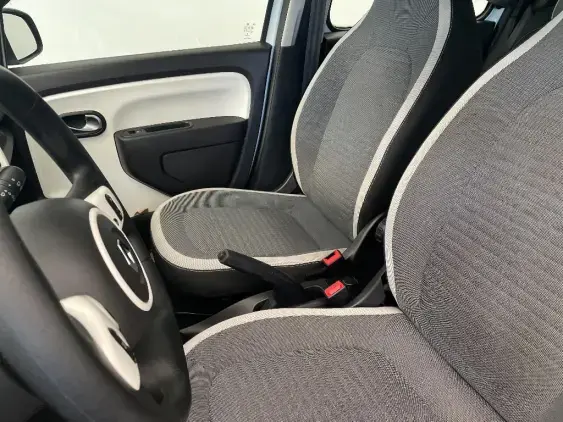 RENAULT TWINGO ELECTRIQUE III - voiture d'occasion - Photo 17