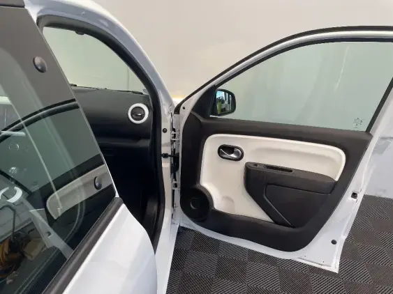 RENAULT TWINGO ELECTRIQUE III - voiture d'occasion - Photo 19