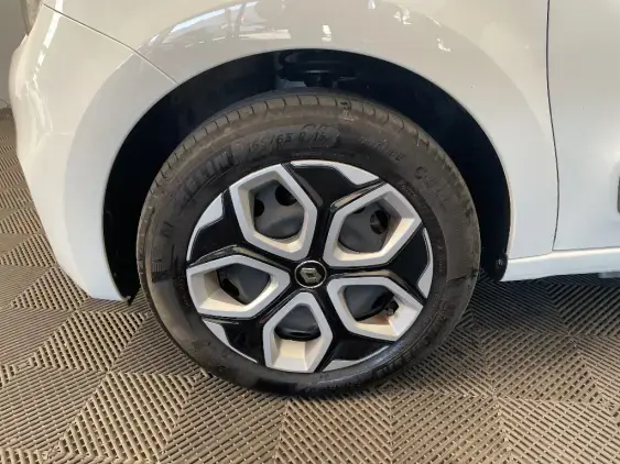 RENAULT TWINGO ELECTRIQUE III - voiture d'occasion - Photo 21