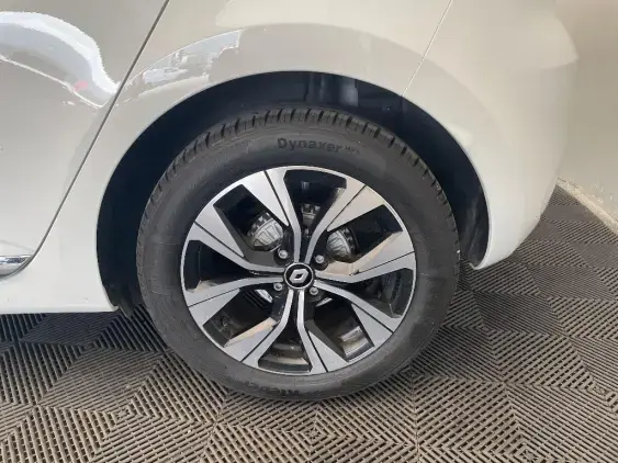 RENAULT CLIO V - voiture d'occasion - Photo 23