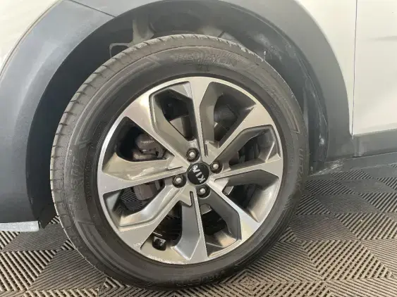 KIA STONIC - voiture d'occasion - Photo 22