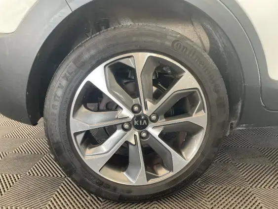 KIA STONIC - voiture d'occasion - Photo 24