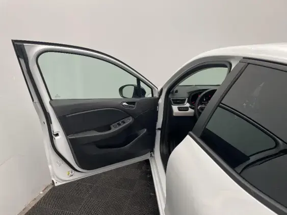 RENAULT CLIO V - voiture d'occasion - Photo 19