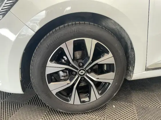 RENAULT CLIO V - voiture d'occasion - Photo 23