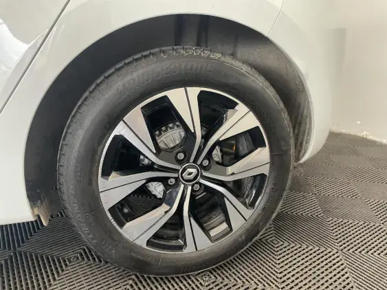 RENAULT CLIO V - voiture d'occasion - Photo 24