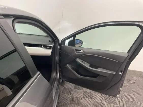 RENAULT CLIO V - voiture d'occasion - Photo 18