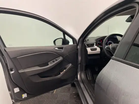 RENAULT CLIO V - voiture d'occasion - Photo 19