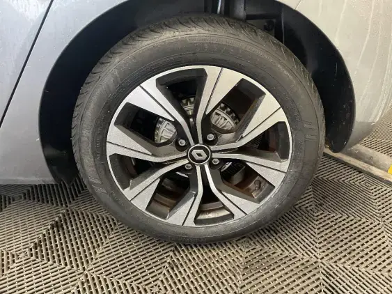 RENAULT CLIO V - voiture d'occasion - Photo 23