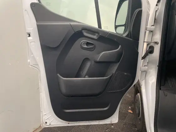 RENAULT MASTER FG III - voiture d'occasion - Photo 17