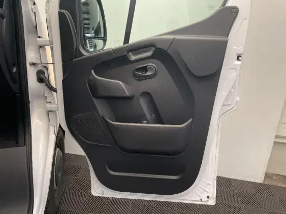 RENAULT MASTER FG III - voiture d'occasion - Photo 18