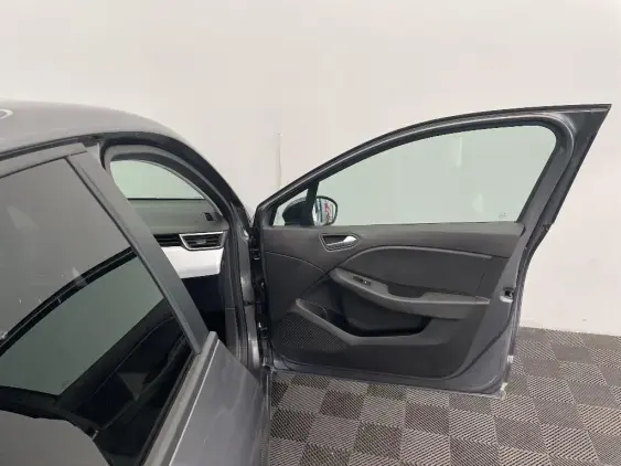 RENAULT CLIO V - voiture d'occasion - Photo 20