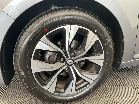 RENAULT CLIO V - voiture d'occasion - Photo 23