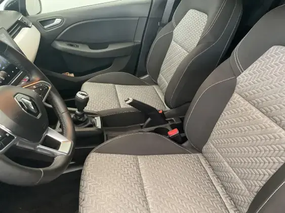 RENAULT CLIO V - voiture d'occasion - Photo 18