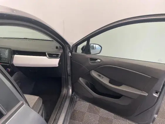 RENAULT CLIO V - voiture d'occasion - Photo 20