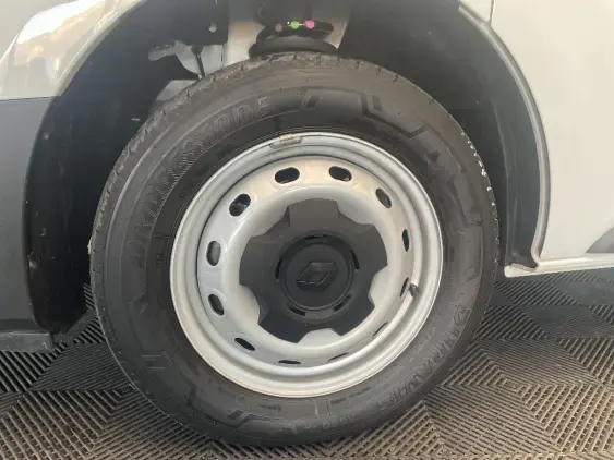 RENAULT TRAFIC FG III - voiture d'occasion - Photo 21