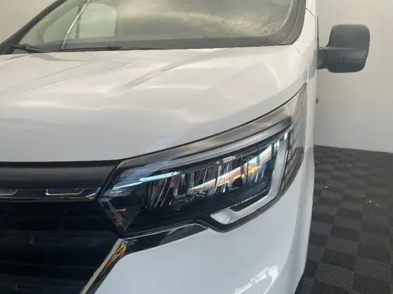 RENAULT TRAFIC FG III - voiture d'occasion - Photo 20