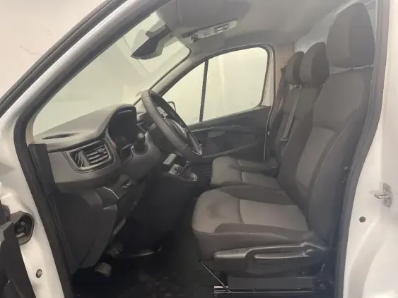 RENAULT TRAFIC FG III - voiture d'occasion - Photo 16