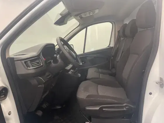 RENAULT TRAFIC FG III - voiture d'occasion - Photo 16