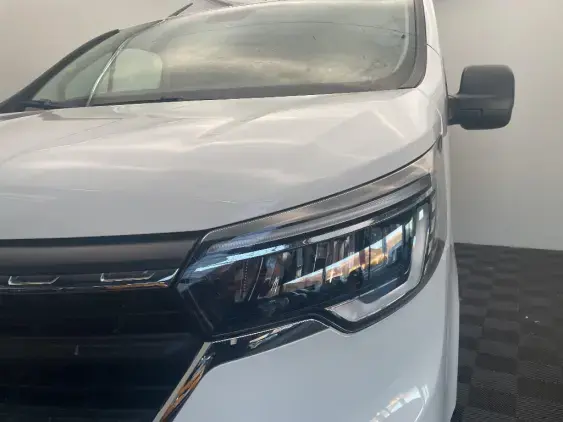 RENAULT TRAFIC FG III - voiture d'occasion - Photo 20