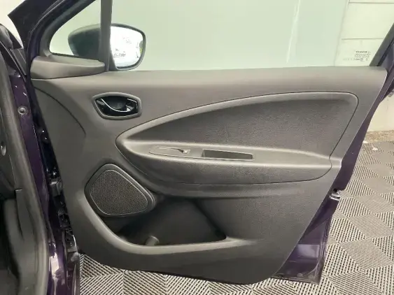 RENAULT ZOE - voiture d'occasion - Photo 18