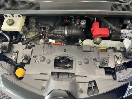 RENAULT ZOE - voiture d'occasion - Photo 19