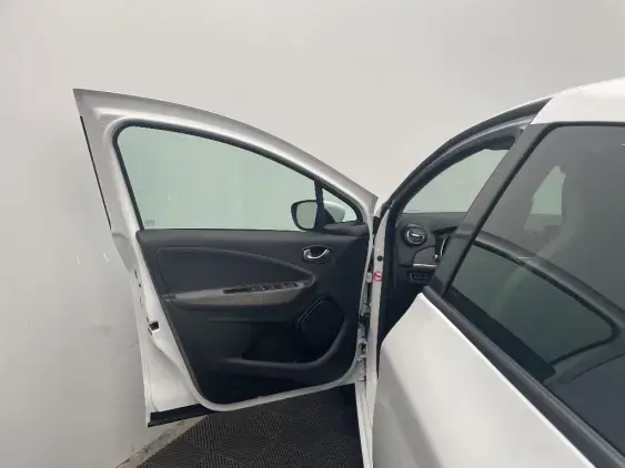 RENAULT ZOE - voiture d'occasion - Photo 18