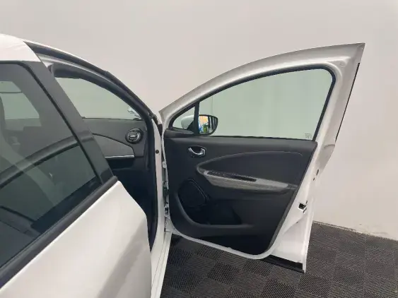 RENAULT ZOE - voiture d'occasion - Photo 19