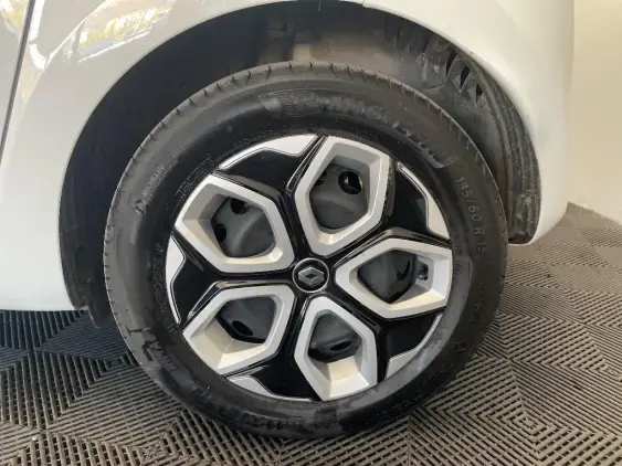 RENAULT TWINGO ELECTRIQUE III - voiture d'occasion - Photo 24