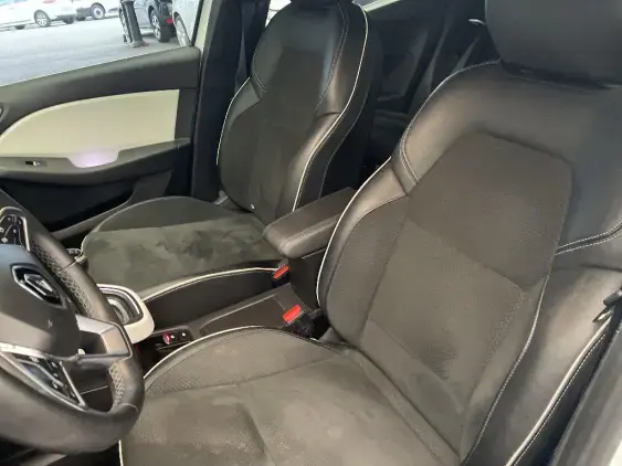 RENAULT CLIO V - voiture d'occasion - Photo 18