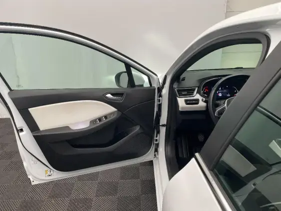 RENAULT CLIO V - voiture d'occasion - Photo 19