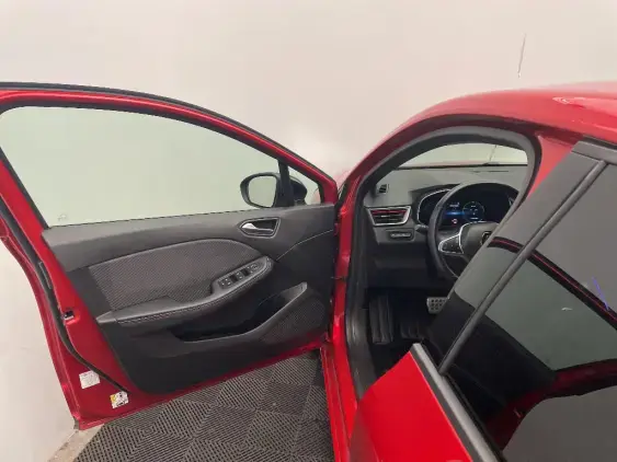 RENAULT CLIO V - voiture d'occasion - Photo 19