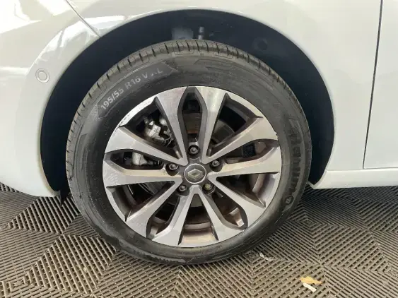 RENAULT ZOE - voiture d'occasion - Photo 23