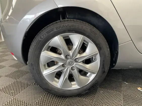 RENAULT ZOE - voiture d'occasion - Photo 24