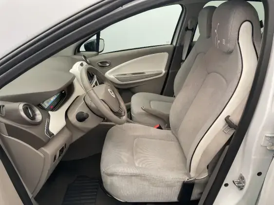 RENAULT ZOE - voiture d'occasion - Photo 18