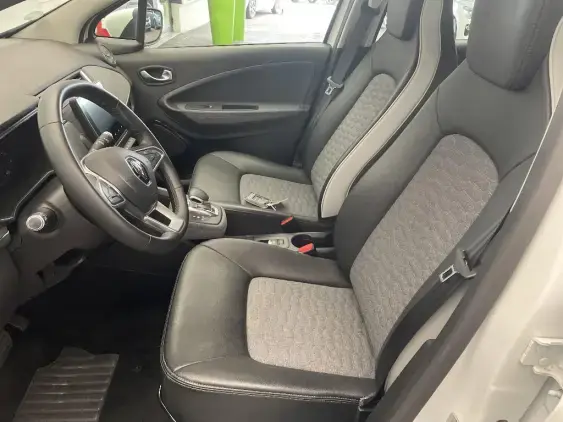 RENAULT ZOE - voiture d'occasion - Photo 17