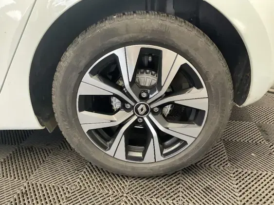 RENAULT CLIO V - voiture d'occasion - Photo 22