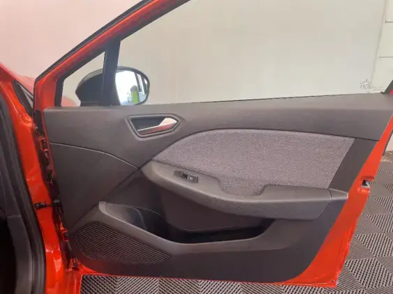 RENAULT CLIO V - voiture d'occasion - Photo 20