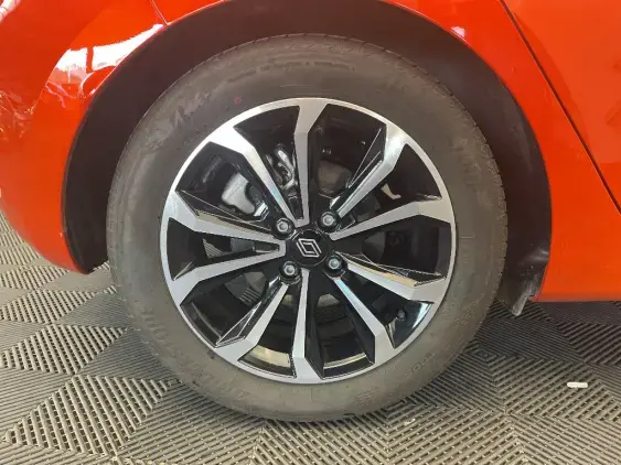 RENAULT CLIO V - voiture d'occasion - Photo 25