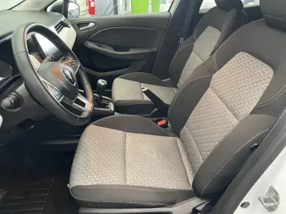 RENAULT CLIO V - voiture d'occasion - Photo 17