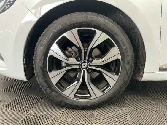 RENAULT CLIO V - voiture d'occasion - Photo 22