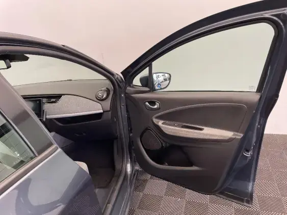 RENAULT ZOE - voiture d'occasion - Photo 20