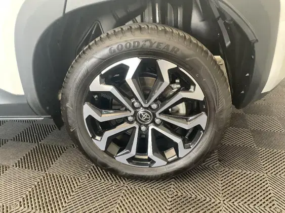 TOYOTA YARIS CROSS I - voiture d'occasion - Photo 23
