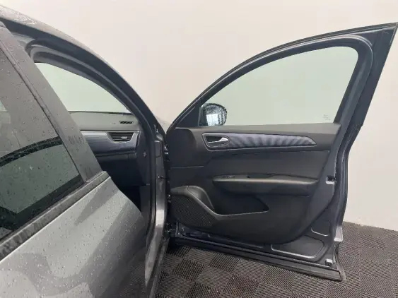 RENAULT ARKANA - voiture d'occasion - Photo 20