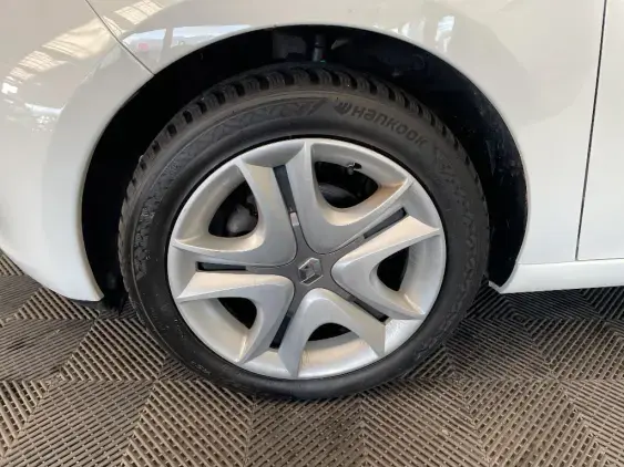 RENAULT ZOE - voiture d'occasion - Photo 22