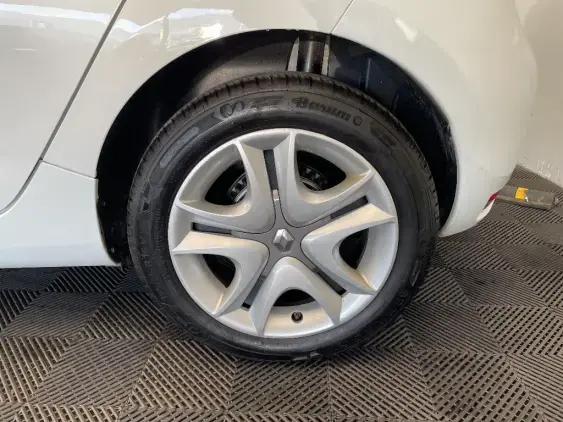 RENAULT ZOE - voiture d'occasion - Photo 23