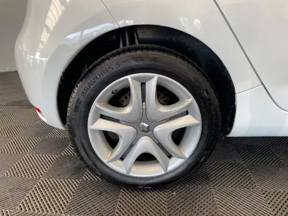 RENAULT ZOE - voiture d'occasion - Photo 24