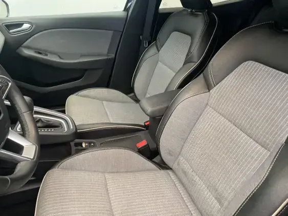 RENAULT CLIO V - voiture d'occasion - Photo 18