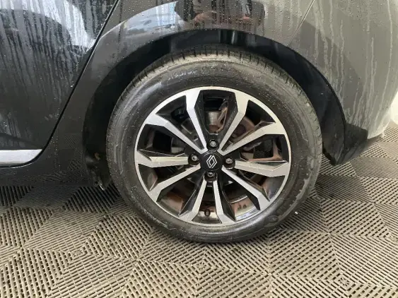 RENAULT CLIO V - voiture d'occasion - Photo 23